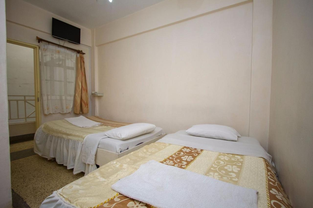 ราบิ โฮเทล Hotel ไนโรบี ภายนอก รูปภาพ